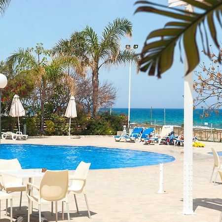 Villa Oasis Pernera Екстериор снимка