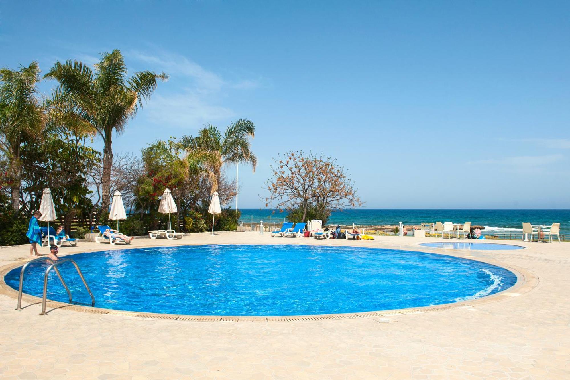 Villa Oasis Pernera Екстериор снимка