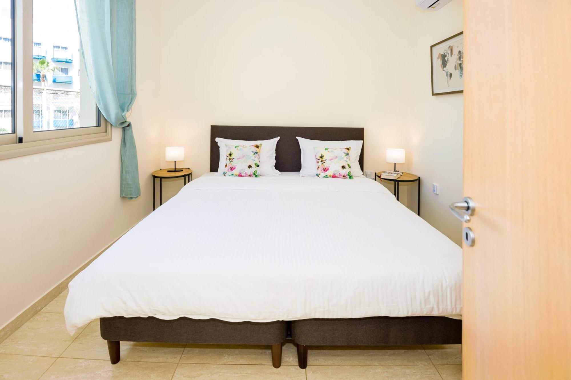 Villa Oasis Pernera Екстериор снимка